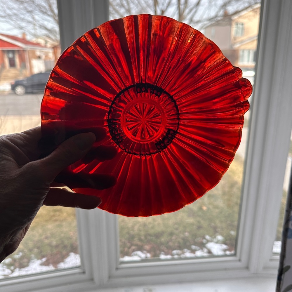 Anchor Hocking Red Ruby 8” Plate - Vintage 1938 - Picture 2 of 5